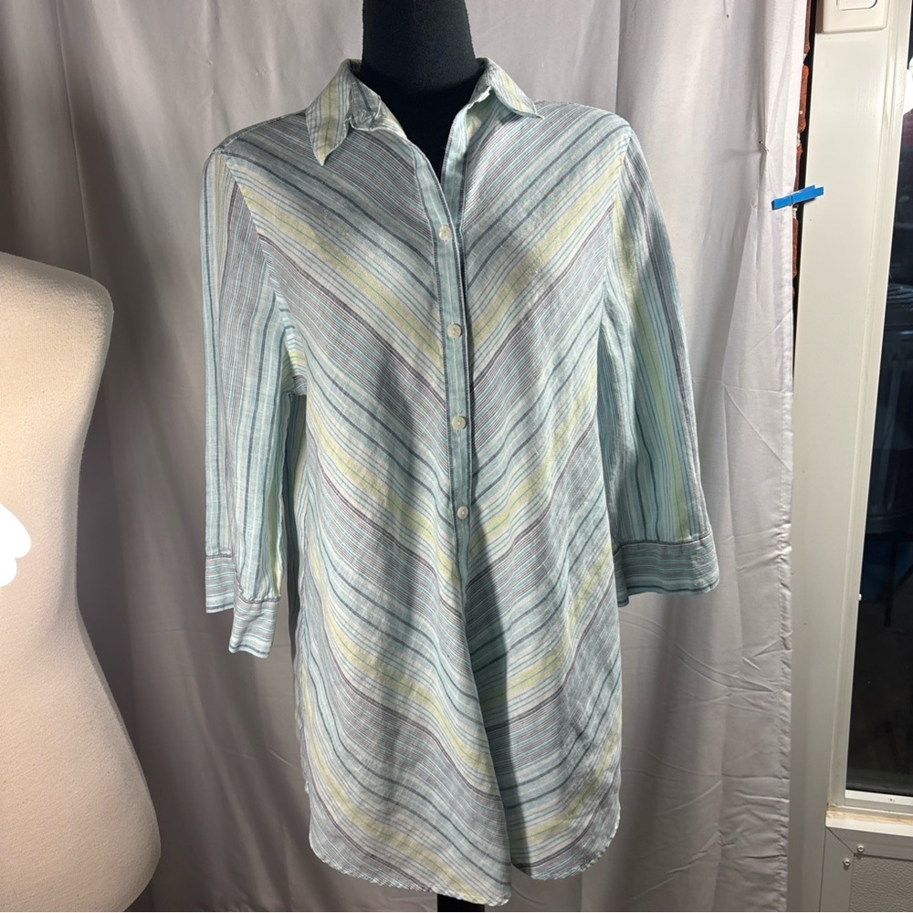 Chico's Button front No-iron Linen Shirt Aqua white Striped 2.5 Large 3/4 sleeve